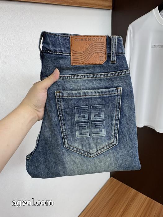 ジバンシージーンズコピー 品 ブランド大人気セール 最新の品 数量限定HOT._0_0