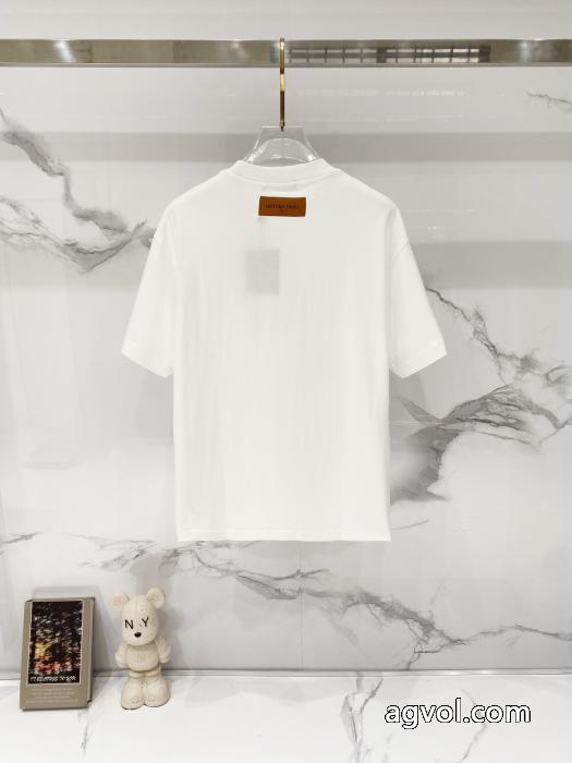 半袖Tシャツ2026年秋冬入荷 最安値保証 話題人気商品ルイ ヴィトンブランド 通販 激安_0_2
