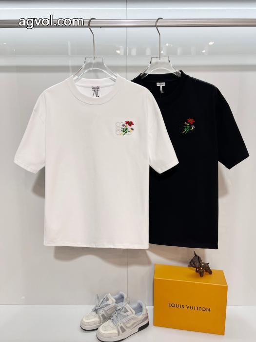 ロエベ26新品*最安値保証 新品保証 人気セール260%新品ブランド コピー 品半袖Tシャツ_0_2