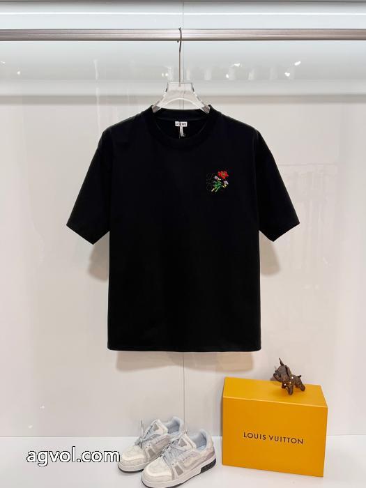ロエベ26新品*最安値保証 新品保証 人気セール260%新品ブランド コピー 品半袖Tシャツ_0_4
