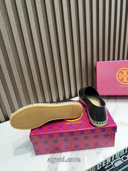 新作アイテム60％OFF  大人シンプルな 着心地抜群ブランド コピー 安心Tory Burch&nbsp;&nbsp;&nbsp;&nbsp;スニーカー._0_3