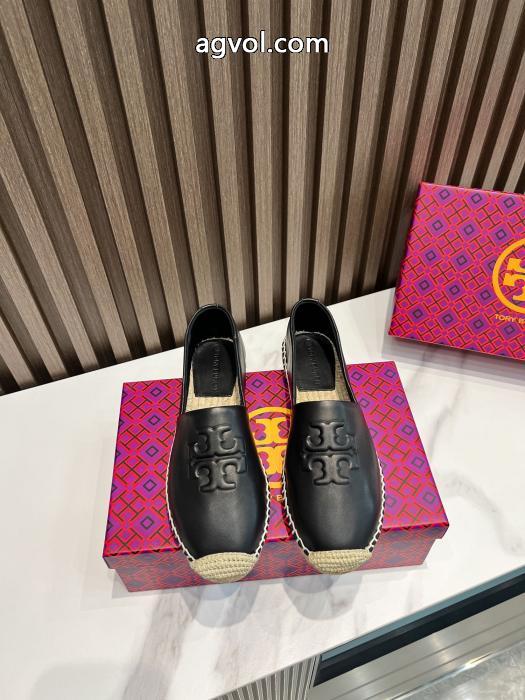 新作アイテム60％OFF  大人シンプルな 着心地抜群ブランド コピー 安心Tory Burch&nbsp;&nbsp;&nbsp;&nbsp;スニーカー._0_5
