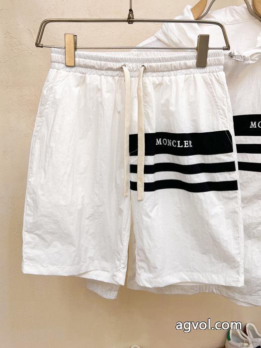 コピー 商品 販売旬デザイン セールで破格 人気定番豊富なセットMONCLER_0_2