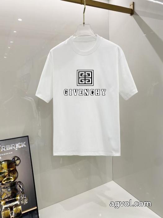 格好良すぎる 最新作即発 特に人気がある通販 ブランドGIVENCHY半袖Tシャツ_0_1