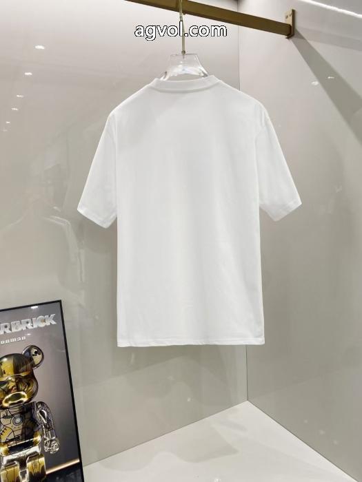 格好良すぎる 最新作即発 特に人気がある通販 ブランドGIVENCHY半袖Tシャツ_0_2