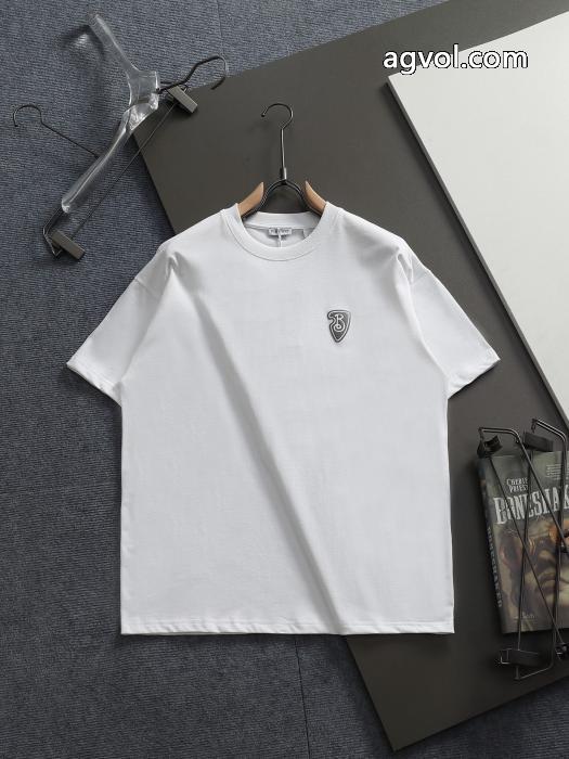 ブランド 偽物 激安BURBERRY半袖Tシャツセンスを格上げ 絶対欲しい新作 雑誌掲載_0_3