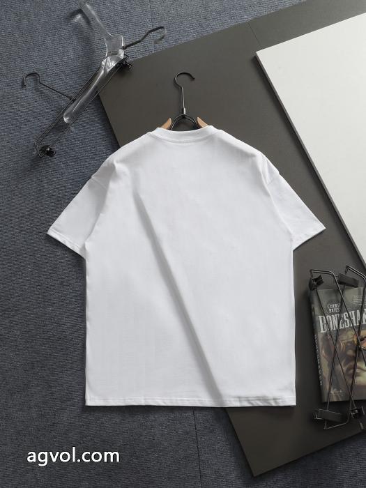 ブランド 偽物 通販新作到着 ブランド掲載商品 大好評半袖TシャツMONCLER_0_2