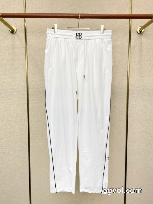 ブランドスタイルが継続的に人気 26ss春夏新作　VIPSALE 激レアアイテムbalenciagaジーパンスーパー コピー 販売.._0_0