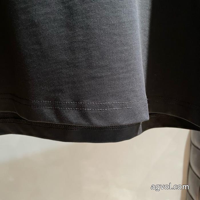 カッコカワイイ ギフトに最高 肌触りのいい  シャツ偽物 ブランド 激安プラダ.._0_3