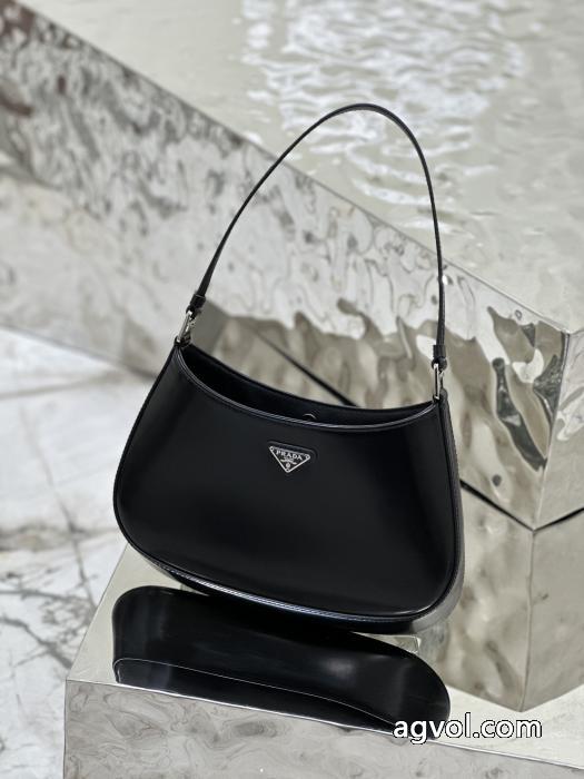 バッグブランド 品 スーパー コピーPRADA引き続き人気のアイテム 高級素材 幅広く使える.._0_0