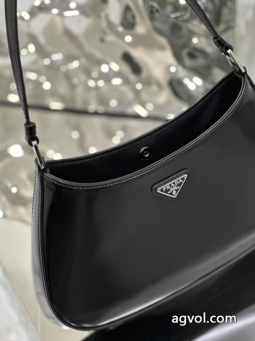 バッグブランド 品 スーパー コピーPRADA引き続き人気のアイテム 高級素材 幅広く使える.._0_5