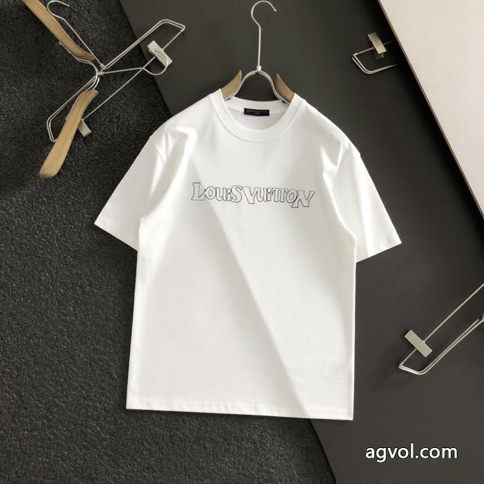 LOUIS VUITTON肌触りの良いサラりと 数に限りがある 優れものブランド コピー ショップ半袖Tシャツ_0_3