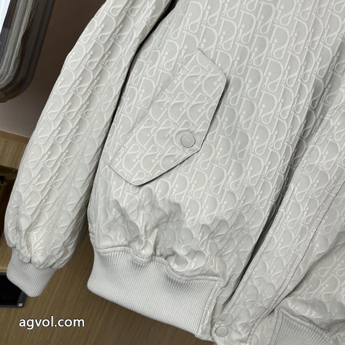 ブランド コピー  追跡あり☆入手困難!!  有名人の愛用者が多いブランド 新商品特価&nbsp;&nbsp;&nbsp;&nbsp;ジャケットディオール._0_4