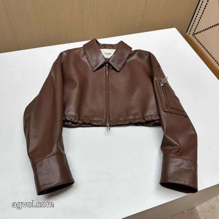 より格上げして 気品たっぷり 最新のアイテムブランド コピー 着払いFENDIコート.._0_0