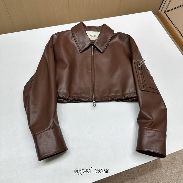 より格上げして 気品たっぷり 最新のアイテムブランド コピー 着払いFENDIコート.._0_1