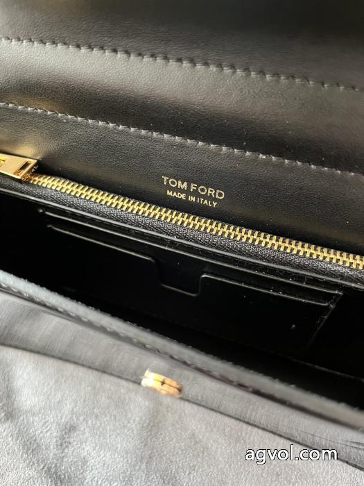 TOM FORD最安値保証 セールで嬉しい入荷 SALE 2026&nbsp;&nbsp;&nbsp;&nbsp;バッグ偽 ブランド サイト._0_4