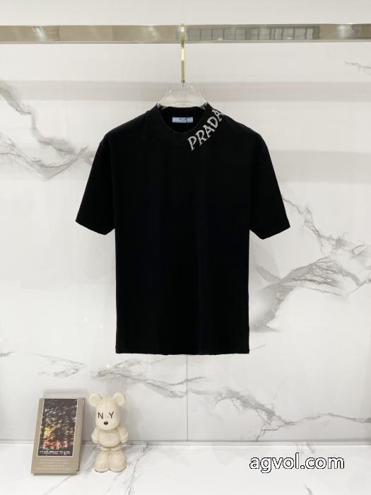 プラダ半袖Tシャツ激安 通販 専門店抜群な通気性 話題のブランド 今年人気定番_0_1