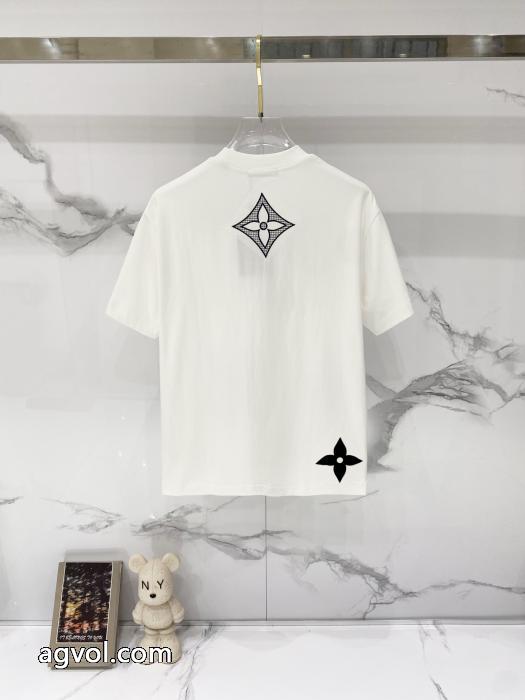 ブランド コピー 激安半袖Tシャツ大人シンプルな 大人気カラー入荷！ 韓国高級服LOUIS VUITTON_0_3
