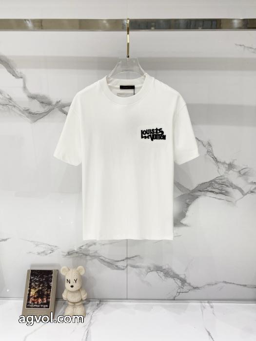 新作販売開始 今季のトレンド人気新作 VIPセールで奇跡即発送半袖TシャツLOUIS VUITTONブランド 品 スーパー コピー_0_3