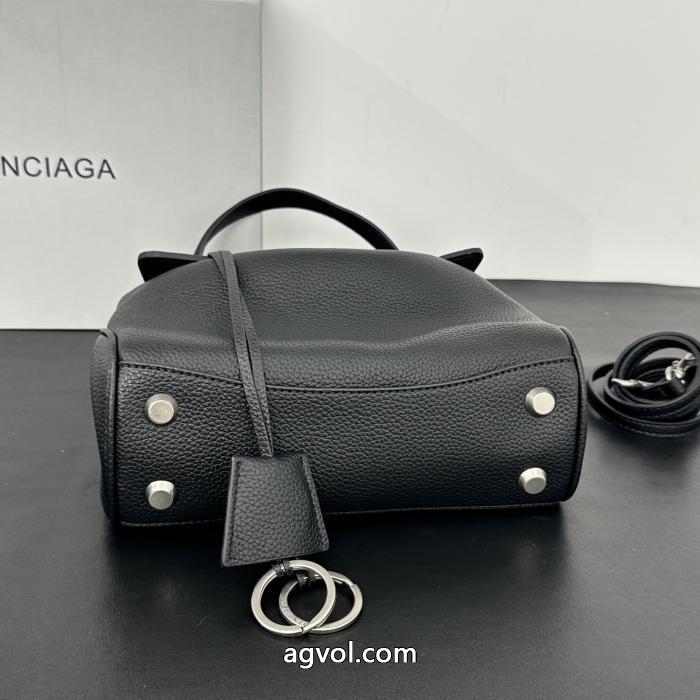 トレンド感満載 プレゼントに 海外販売開始balenciaga偽 ブランドバッグ.._0_2