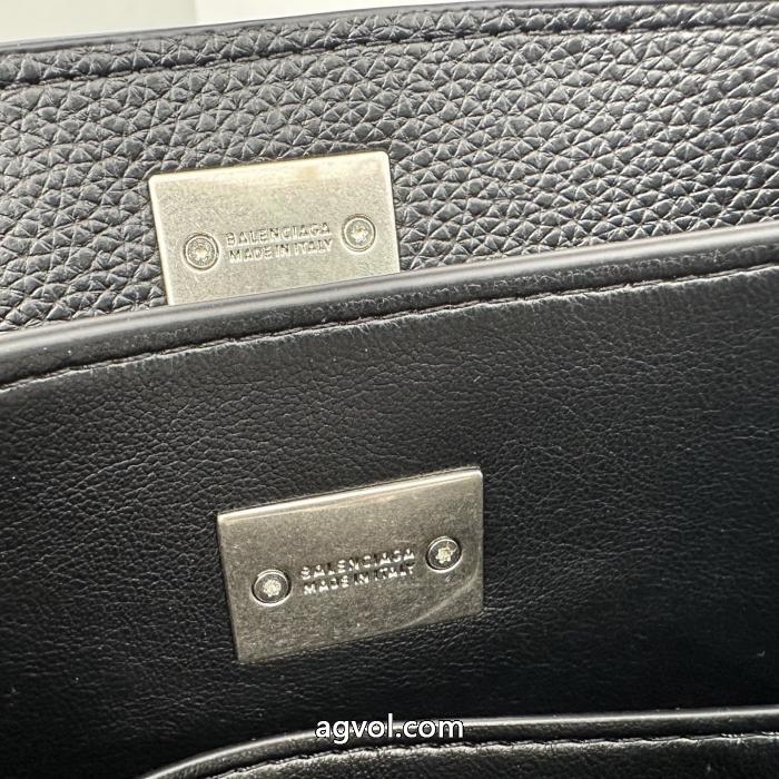 トレンド感満載 プレゼントに 海外販売開始balenciaga偽 ブランドバッグ.._0_5