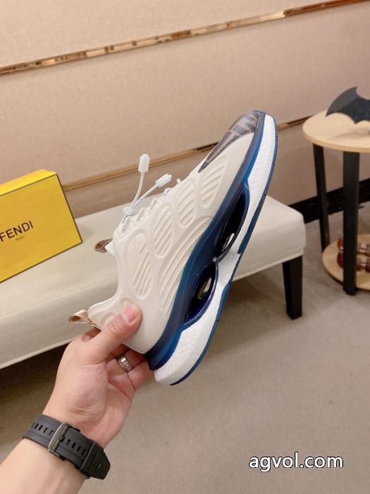 ブランド コピー 通販スニーカーブーツフェンディ美品！    足下注目してくれる 海外最新モデル.._0_4
