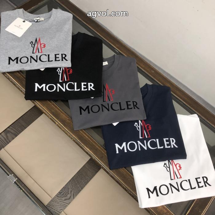 コピー 通販清潔感のある肌見せ ギフトにオススメ 春先に注目を集めるシャツMONCLER.._0_1