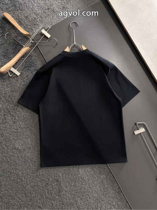 MONCLER半袖Tシャツ偽物 通販 サイトデザイン性の高い 人気新品*超特価 品質保証最新作_0_1