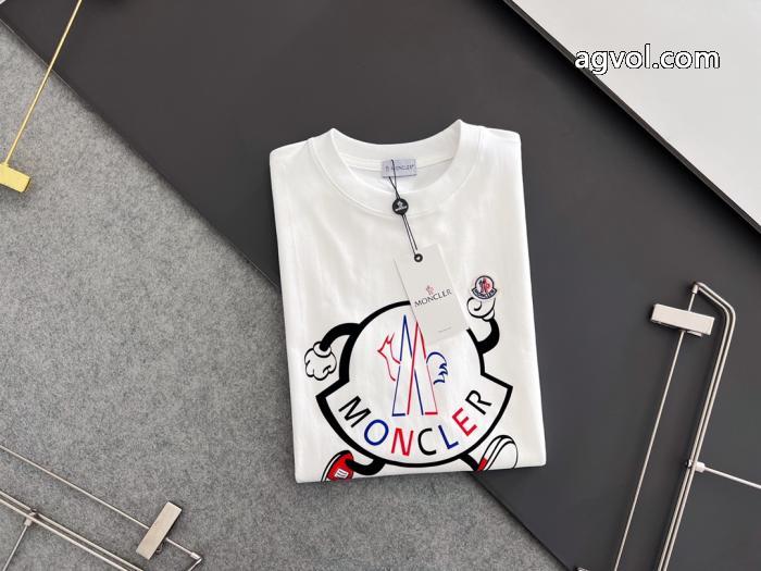 ブランド 偽物MONCLER半袖Tシャツ最高級品質 新作在庫希少 希少価値大_0_2