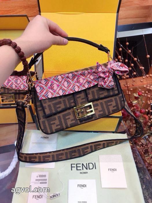 バッグ販売通販 高評価アイテム 激レア商品スーパー コピー 安心FENDI_1_3