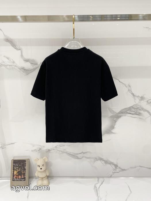 偽 ブランド 販売フェンディ半袖Tシャツ2026激安上品 今季新作登場_0_2