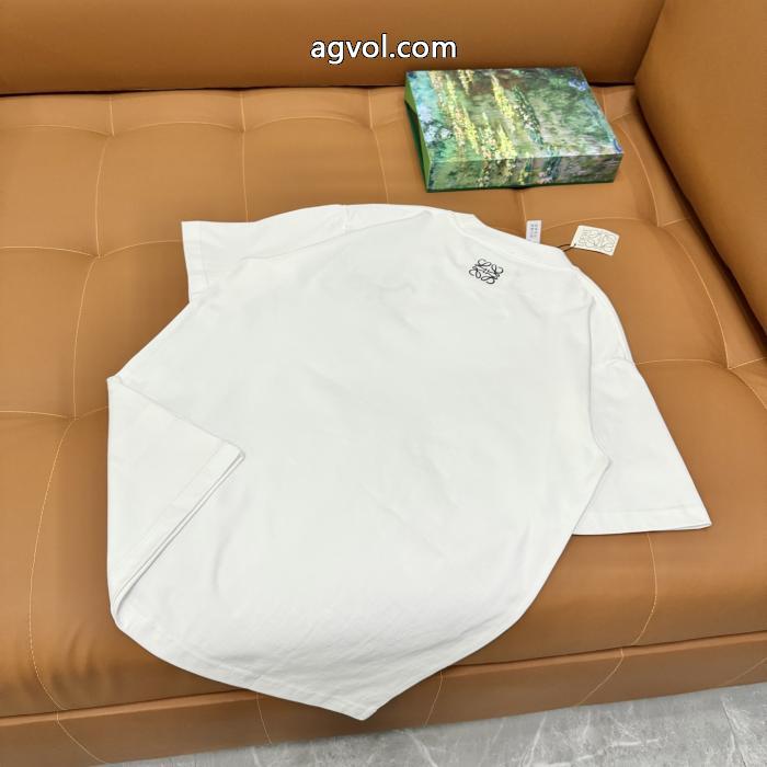 コピー ブランド 販売再入荷が嬉しい 上品 今年注目な新品セール半袖TシャツLOEWE_0_1