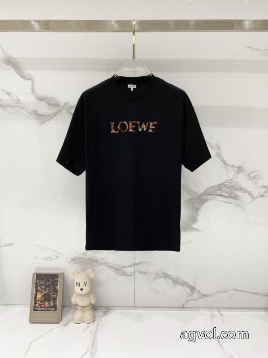 LOEWEブランド コピー 品半袖Tシャツ早期完売 大人気アイテム 夏大人気のアイテム_0_0