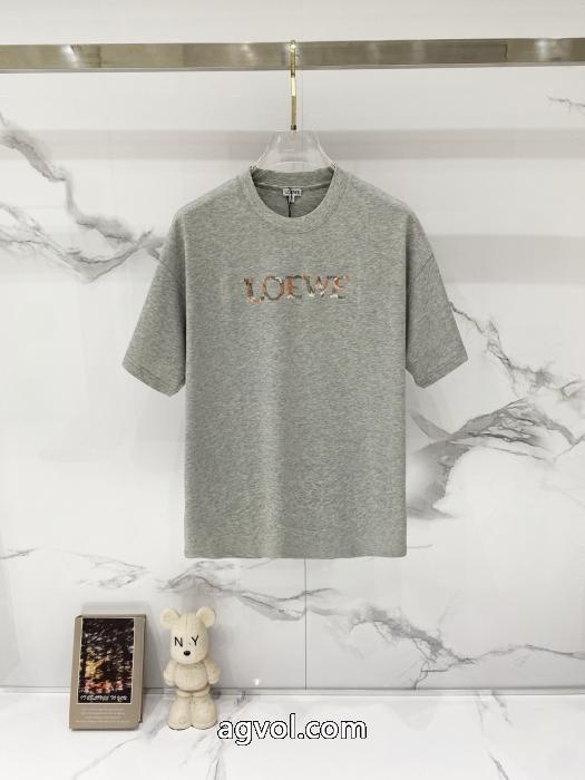 LOEWEブランド コピー 品半袖Tシャツ早期完売 大人気アイテム 夏大人気のアイテム_0_4