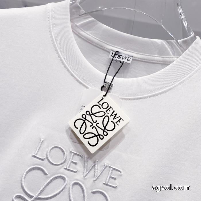 期間限定激安 パーフェクト 夏の買い必須！LOEWE半袖Tシャツブランド コピー 専門_0_3