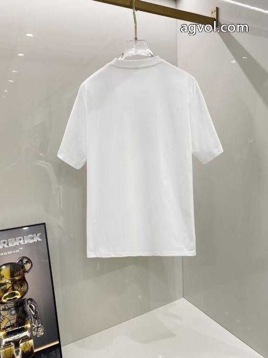 FENDIスーパー コピー赤字超特価安い 価格セール 数量限定大得価半袖Tシャツ_0_1