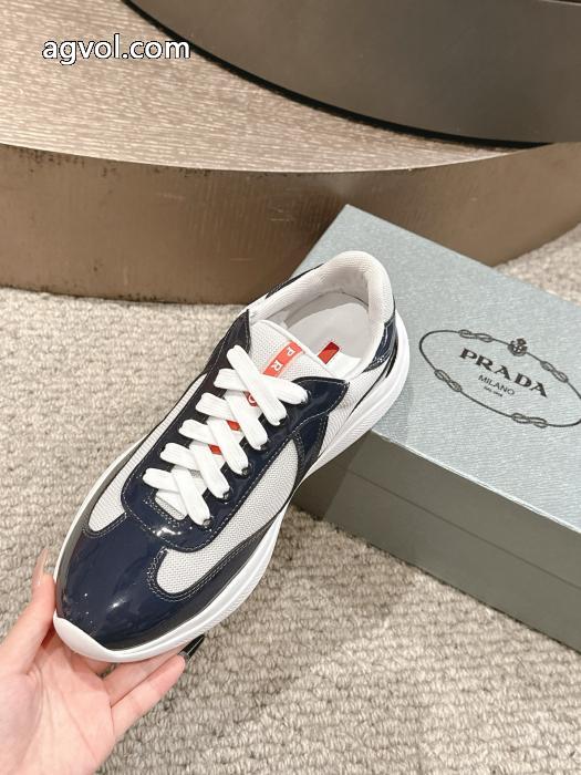 PRADAブーツ大人っぽく知的な 2026人気新作が登場 大人気商品再入荷!偽 ブランド 販売.._0_5