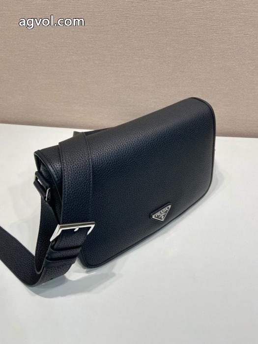 PRADA偽物 ブランド 販売バッグ今だけSALE 元気な印象に 爆買い最新作.._0_1