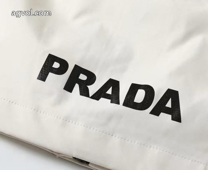 ブランド コピー自分らしく 送料込み 希少品 ブランド新作を先取りコートPRADA.._0_3
