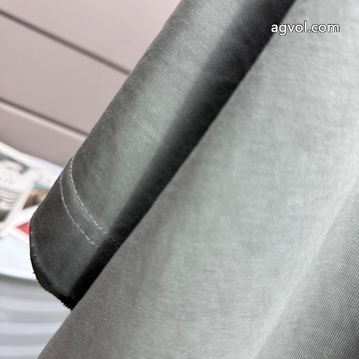 ブランド 通販 激安シャツPRADAポップ トレンド感溢れた 夏の注目2026ブランド新作.._0_3