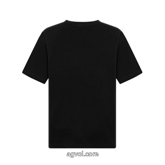 FENDI在庫確保済 上品カジュアルな雰囲気に 流行の注目ブランド半袖Tシャツ偽物 ブランド 激安_0_3