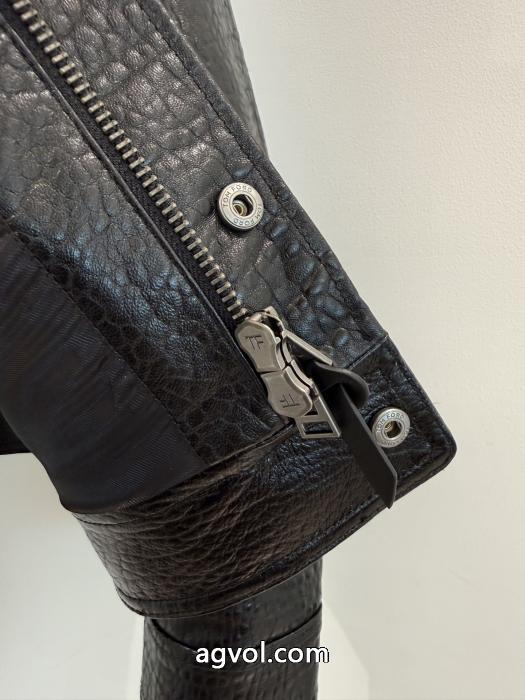 &nbsp;&nbsp;&nbsp;&nbsp;ジャケットトップスをインするスタイル すごく稀少カラー 新色入荷スーパー コピー 通販TOM FORD._0_3