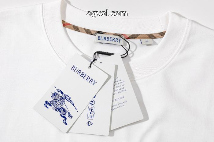 BURBERRYコピー ブランド 販売早者勝ち 在庫希少 最安値半袖Tシャツ_0_3