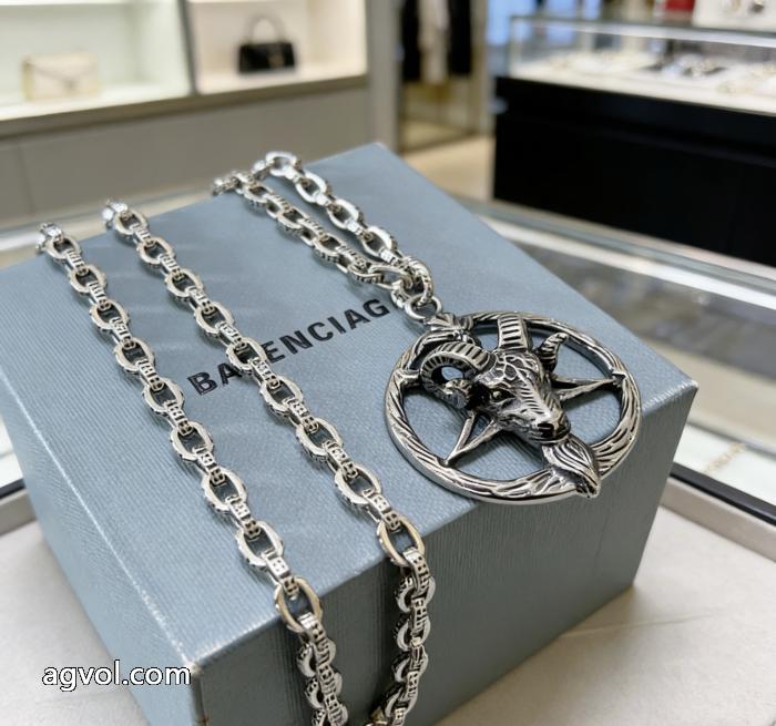 ネックレスブランド スーパー コピーbalenciaga今話題の最新作 セレブも多数愛用 売れた商品_0_0