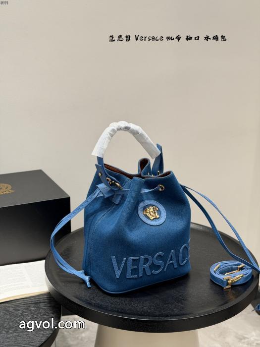 VERSACE美しいデザイン 爆買い定番人気 2026新入荷バッグ偽 ブランド 通販_0_0