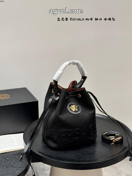 VERSACE美しいデザイン 爆買い定番人気 2026新入荷バッグ偽 ブランド 通販_0_1
