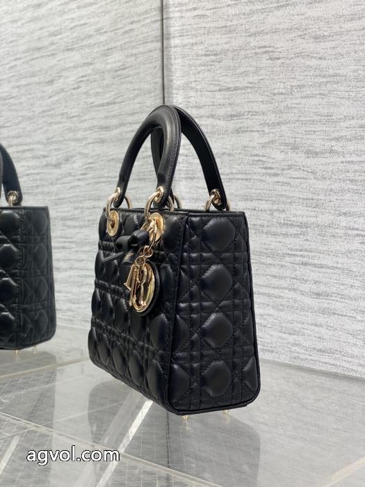 お洒落な存在感  安いです！品質保証 大特価完売品！バッグ偽物 ブランド ショップCH.._0_5