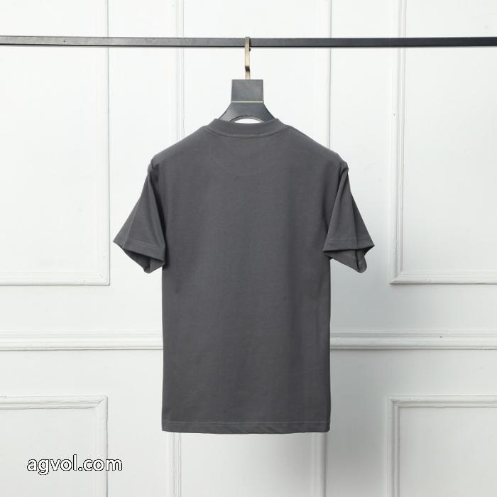 存在感拔群 着回し力が抜群 着心地良さ半袖Tシャツスーパー コピーLOUIS VUITTON_0_1