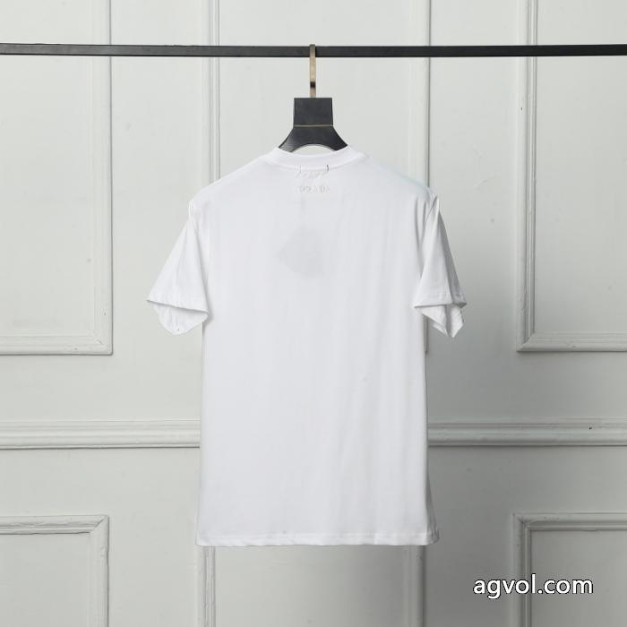 高級ブランド超安特価 HOT最新作 人気が爆発 半袖TシャツPRADA偽 ブランド 通販_0_0
