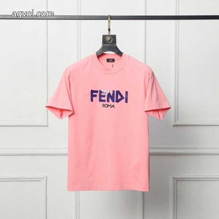 FENDIブランド 品 コピー半袖Tシャツ限定セール新作登場 高いセンス 人気が高い新作_0_3